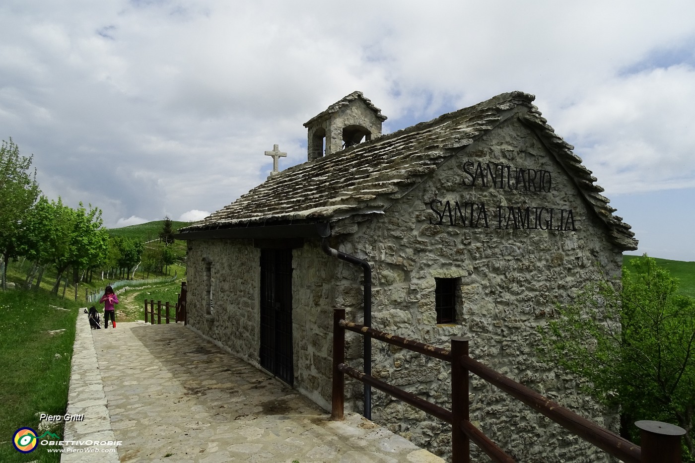 64 Santuario Sacra Famiglia di Nazareth.JPG